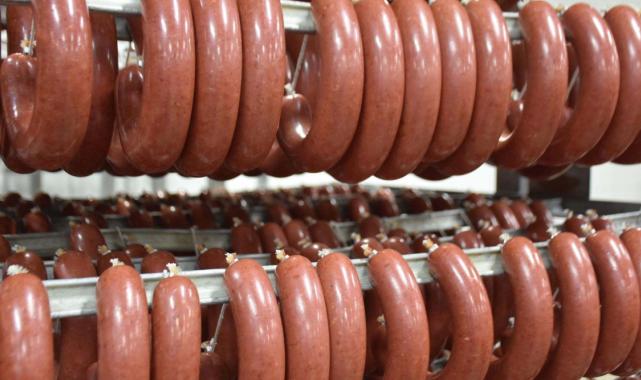 İzmir'de kırmızı et skandalı: 10 işletme kırmızı ete kanatlı et karıştırarak tağşiş yaptı