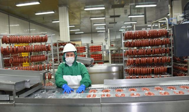 İzmir'de kırmızı et skandalı: 10 işletme kırmızı ete kanatlı et karıştırarak tağşiş yaptı