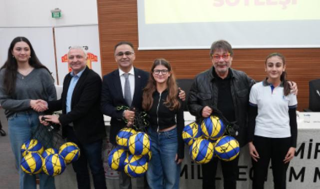 İzmirli öğrenciler sporcularla buluştu