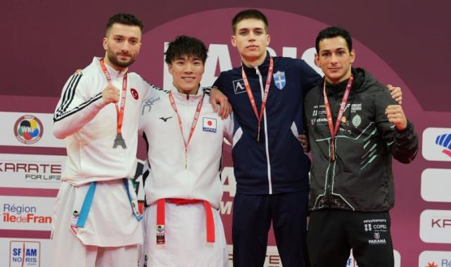 Kağıtsporlu iki 'Milli' Paris kürsüsünde