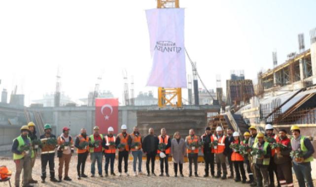 Kamil Ocak Spor Salonu yükseliyor