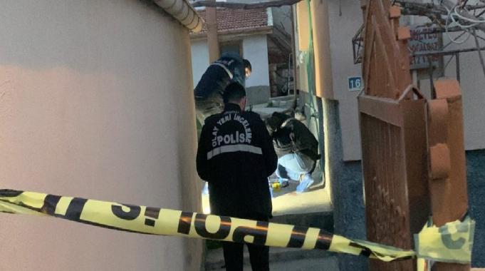 Karaman'da evine çağırıp tartıştığı kişiyi tüfekle vurdu
