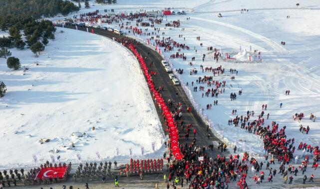 Kars'ta Sarıkamış Şehitleri için yürüyüş düzenlendi