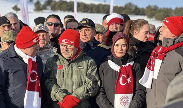 Kars'ta Sarıkamış Şehitleri için yürüyüş düzenlendi