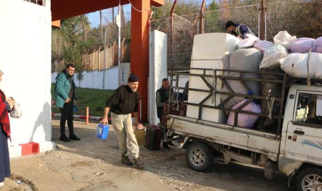 Keseb Sınır Kapısı'nın açılmasıyla Türkiye'den Suriye'ye geçişler hızlandı