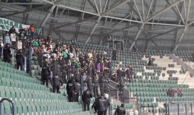 Kocaelispor - Iğdır maçında tribünlerde olay çıktı