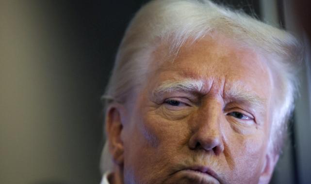 Kolombiya, düzensiz göçmenleri taşıyan ABD uçaklarının inişine izin vermedi