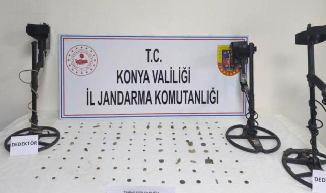 Konya'da çok sayıda kaçak silah ele geçirildi