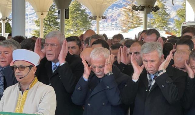 Koray Aydın'ın babası son yolculuğuna uğurlandı