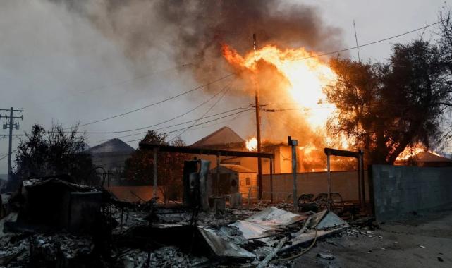 Los Angeles yangını sürüyor: 166 bin kişiye tahliye uyarısı