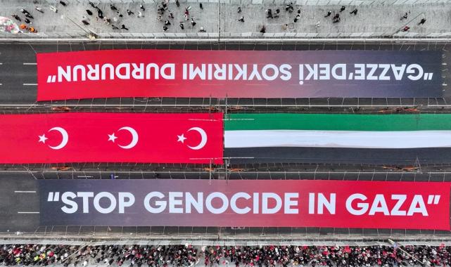 Milyonlar Galata'ya akın etti: Gazze'deki katliama "Dur" de!