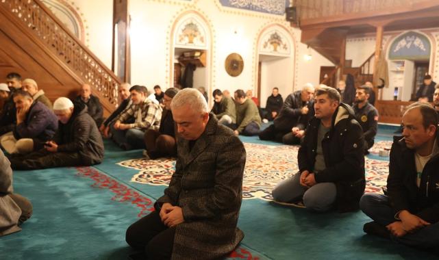 Miraç Kandili yurt genelinde dualarla idrak edildi