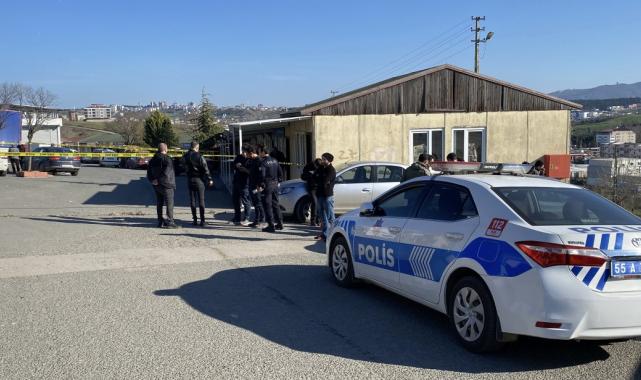 Samsun'da baba ve oğlunu vurup, kaçtı