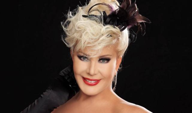 Şarkıcı Emel Sayın'ın acı günü! Cenaze bilgilerini paylaştı