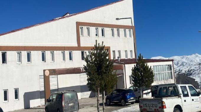 Sivas&#039;ta Yıldız Dağı Turizm Merkezi&#039;ndeki tesislere kapatma kararı