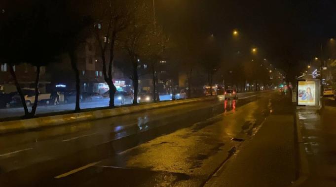 SON DAKİKA! Çanakkale Ayvacık açıklarında 5.2 büyüklüğünde deprem