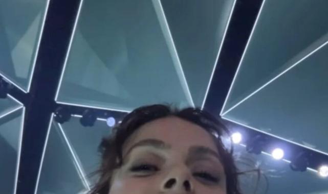 Suudi Arabistan'da ödül gecesi: Ünlüler akın etti