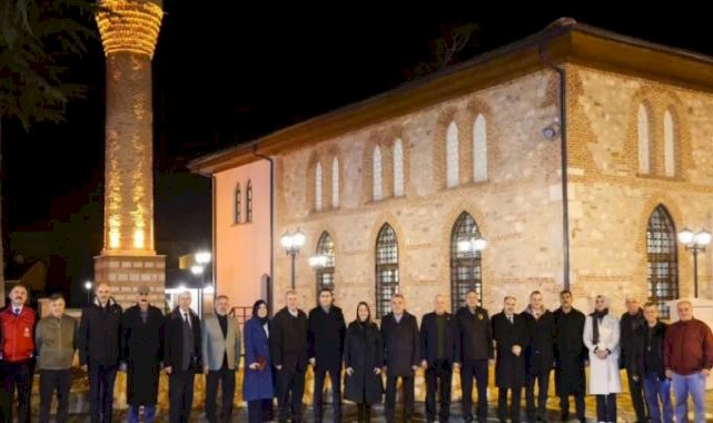 Bilecik'te tarihi camii 2 yıl sonra yeniden ibadete açıldı
