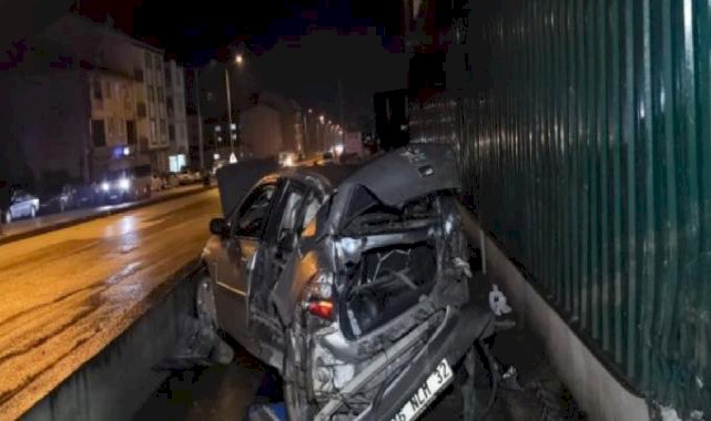 Bursa'da bıçaklı kavga sonrası kaçan şüpheliler kaza yaptı: 1 ölü