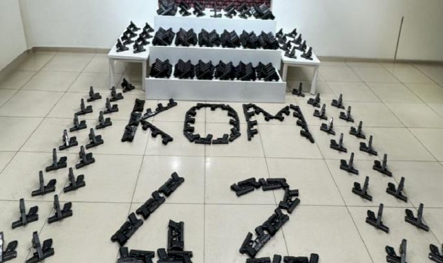 Konya'da evlerinden cephanelik çıkan baba ve oğlu tutuklandı