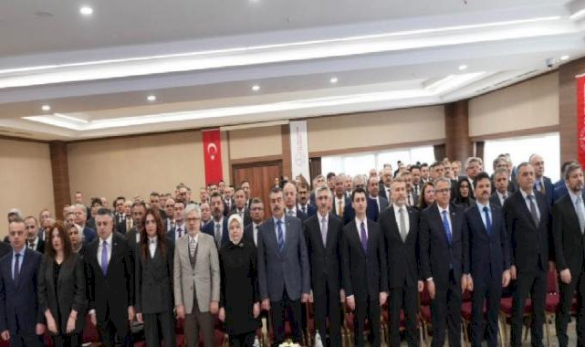 Milli Eğitim Bakanı Yusuf Tekin, 81 ilin milli eğitim müdürleriyle bir araya geldi