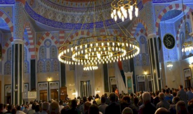 Regaib Kandili bugün idrak edilecek