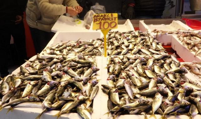 Trabzon'da balık tezgahlarında çeşit bolluğu