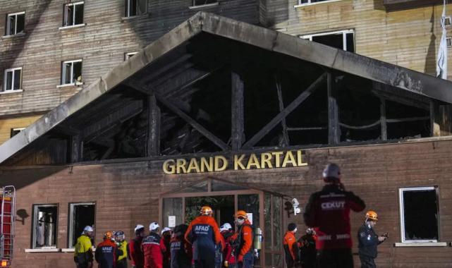 tv100 kameralarına yansıdı: Bolu'daki otel faciasında AFAD ekiplerinden para istendi