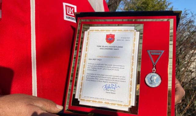 Antalya'da evlenmek için 200 bin TL biriktirmişti: TSK'ya bağışladı