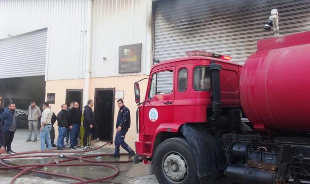 Antalya'da yaralı itfaiyeciye ayran ve su ikram ettiler