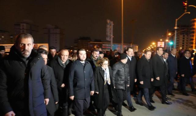 Asrın felaketinin 2'nci yıl dönümü: Kaybedilenler anısına sessiz yürüyüşler düzenlendi