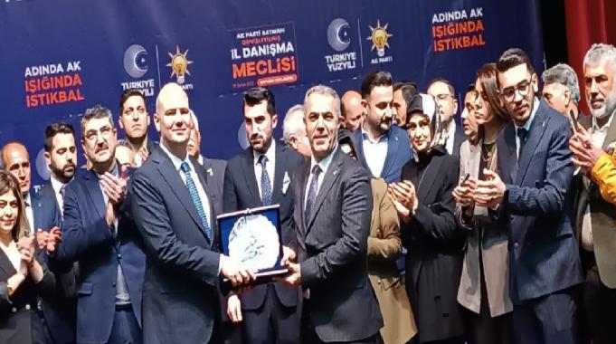 Batman'da CHP'den istifa eden 514 kişi AK Parti'ye geçti