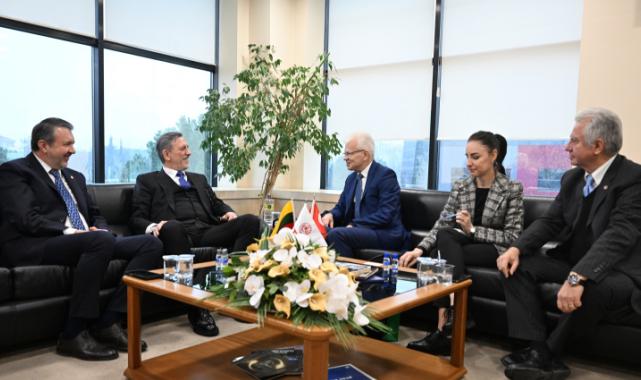 BTSO’da yoğun ticaret diplomasisi