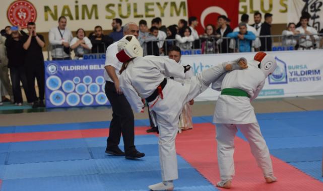 Bursa Yıldırım’da karate rüzgarı