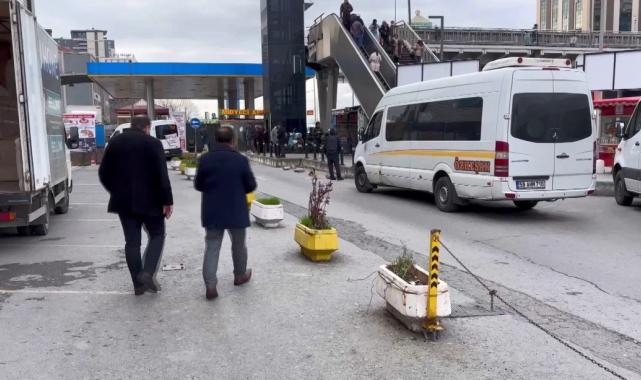 Büyükçekmece'de minibüs şoförlerinin beyzbol sopalı kavgası: 1 ölü