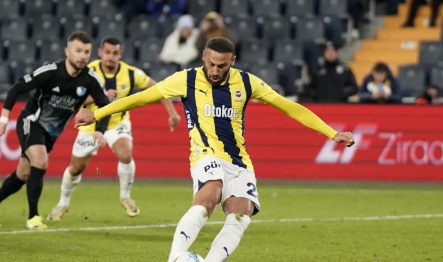 Cenk Tosun, Fenerbahçe formasıyla 2. golüne imza attı