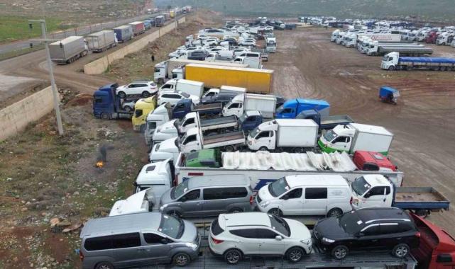 Cilvegözü’nde devasa tır kuyrukları