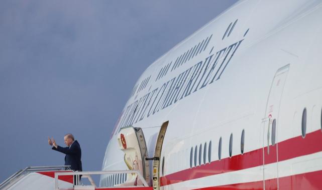 Cumhurbaşkanı Erdoğan Endonezya’dan ayrıldı