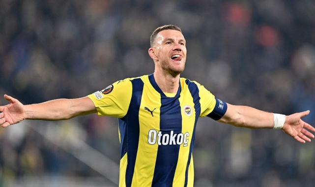 Edin Dzeko, bu sezonki 19. golünü kaydetti