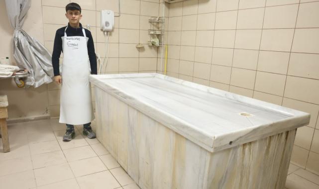 Hatay'a 21 yaşındaki gassal, yaşadıklarını anlattı