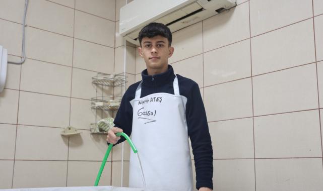 Hatay'a 21 yaşındaki gassal, yaşadıklarını anlattı