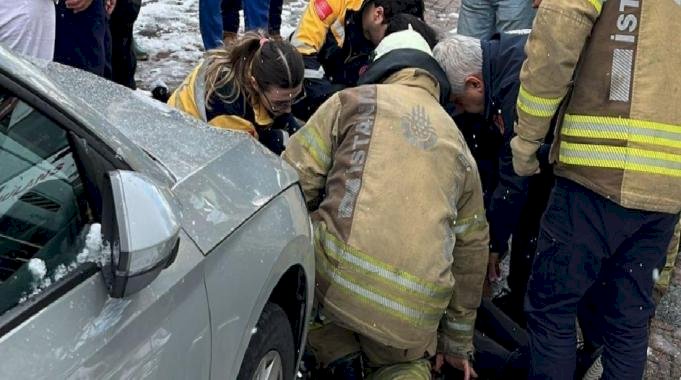 İstanbul&#039;da kayan cipin çarptığı yaya öldü