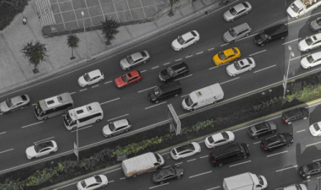 Kent içi trafik alarm veriyor! Yoğunluğu hafifletmek mümkün mü?