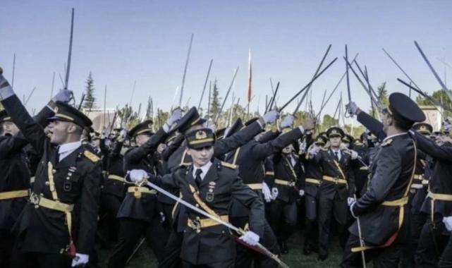 Kılıçlı yemin nedeniyle ihraç edilmişlerdi: Kararın gerekçesi açıklandı
