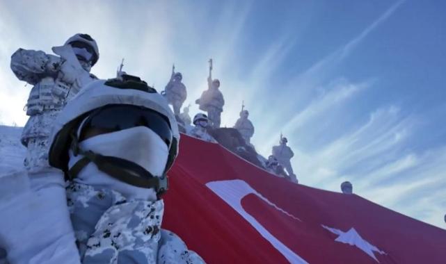 Kış tatbikatı-2025: Komandolardan yürekleri kabartan Komando Andı