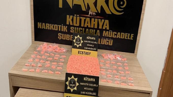 Kütahya&#039;da uyuşturucu operasyonu