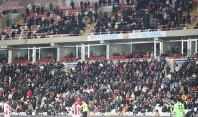 Ömer Erdoğan: Onların seviyesine düşmeyeceğim