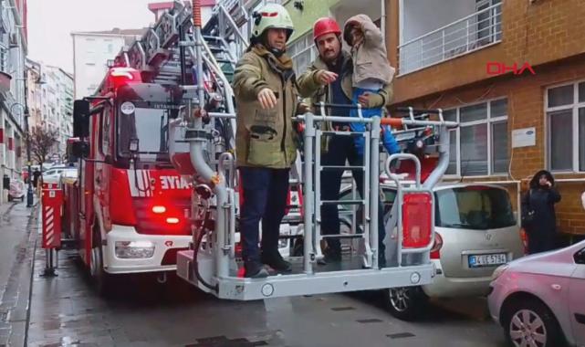 Silivri'de meskende mahsur kalan 4 yaşındaki çocuk kurtarıldı