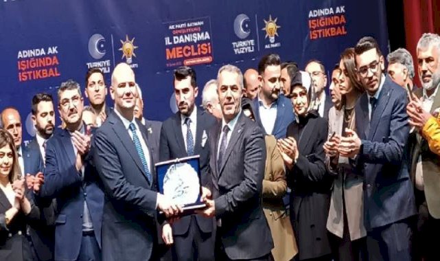 Batman'da CHP'den istifa eden 514 kişi AK Parti'ye geçti