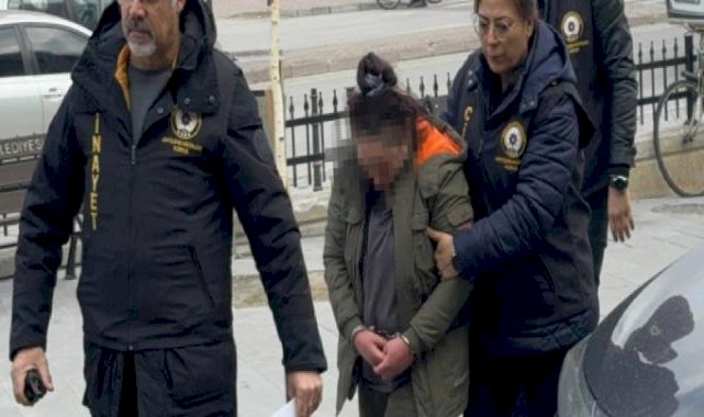 Konya'da sevgilisini arabada bıçaklayarak öldürdü